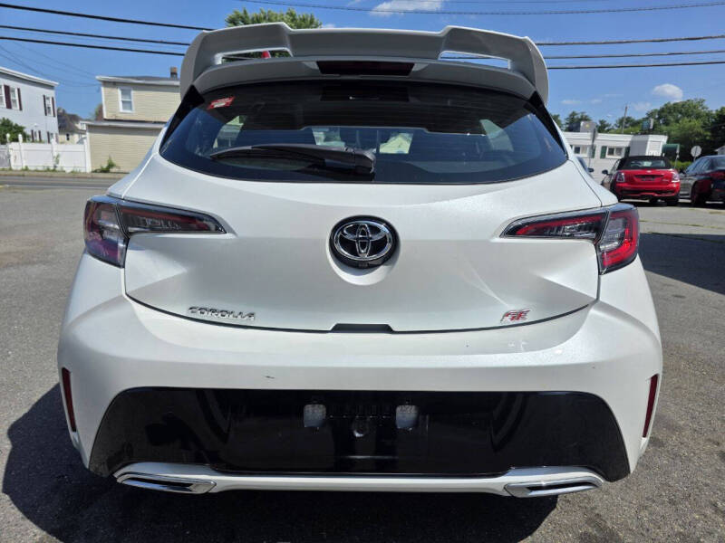 2022 Toyota Corolla Hatchback SE