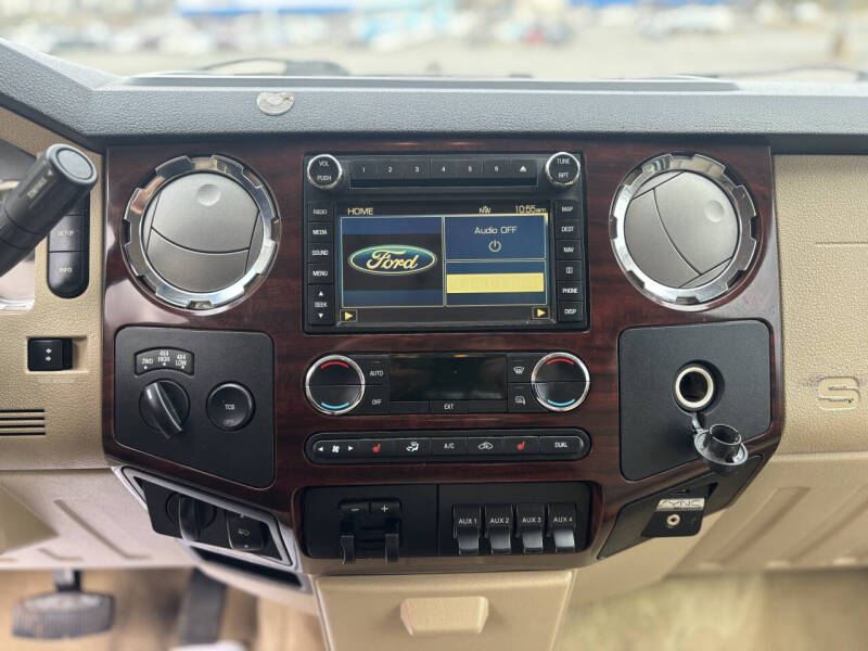 2010 Ford F-250 Super Duty Lariat