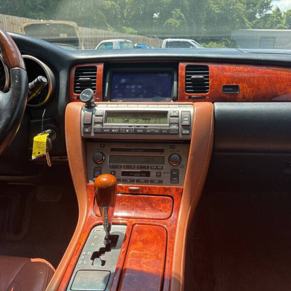 2004 Lexus SC 430