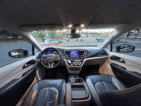 2017 Chrysler Pacifica