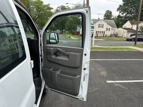 2018 GMC Savana 2500