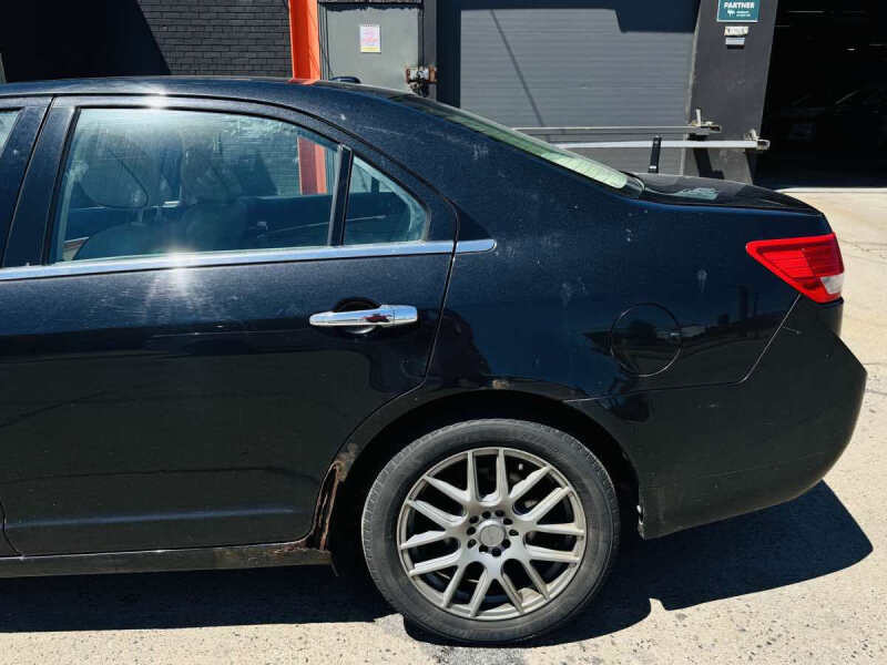 2011 Lincoln MKZ