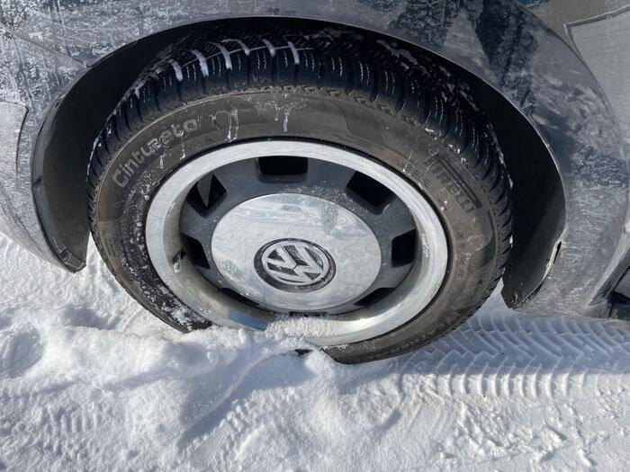 2012 Volkswagen Beetle