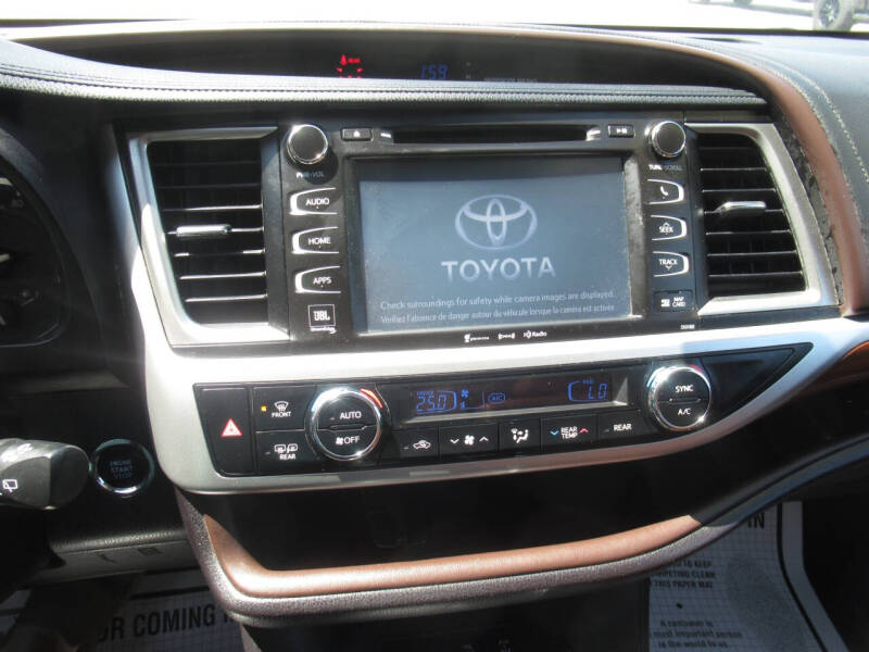 2017 Toyota Highlander