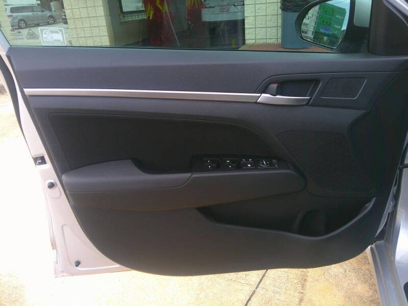 2020 Hyundai Elantra