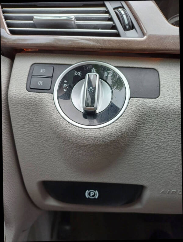 2011 Mercedes-Benz E-Class