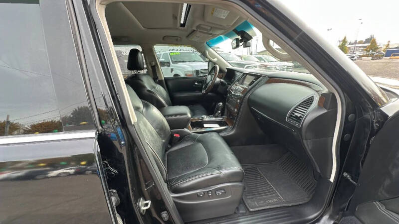 2015 Infiniti QX80