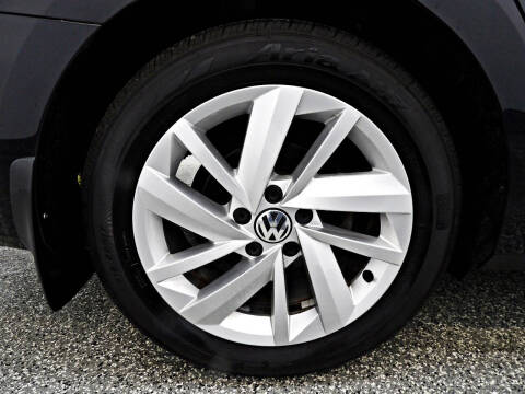 2019 Volkswagen Passat Wolfsburg