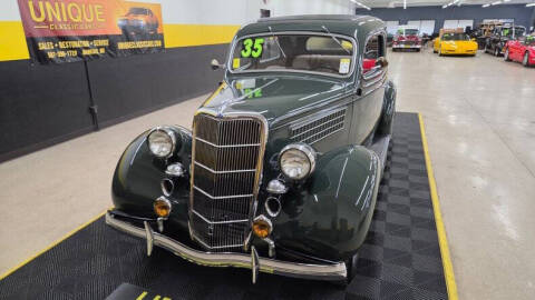 1935 Ford Tudor