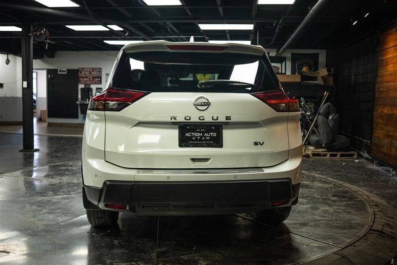 2024 Nissan Rogue SV