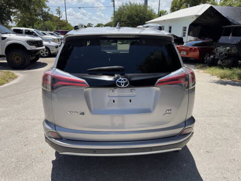 2016 Toyota RAV4 SE