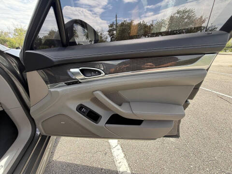 2013 Porsche Panamera