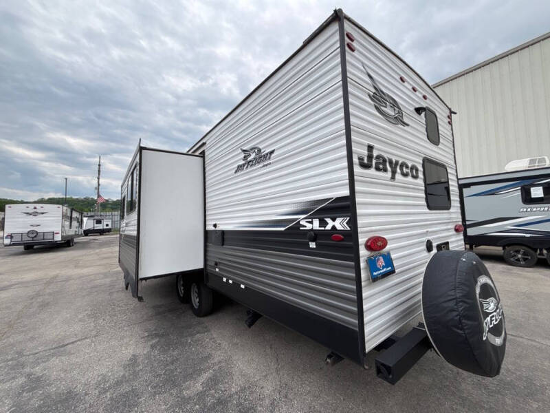 2022 Jayco  JAY FLIGHT