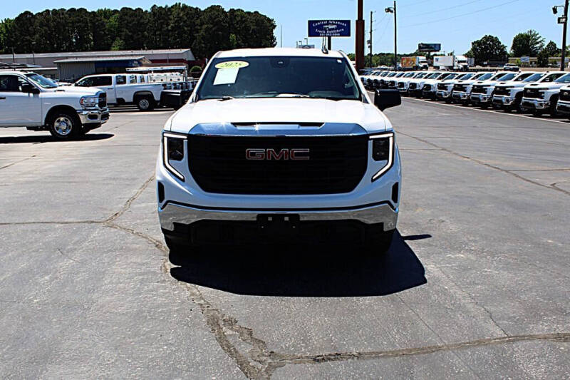 2025 GMC Sierra 1500 Pro