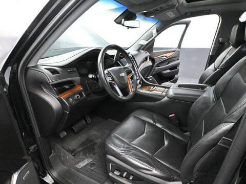 2017 Cadillac Escalade ESV Luxury