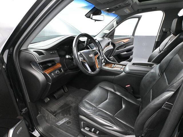 2017 Cadillac Escalade ESV Luxury