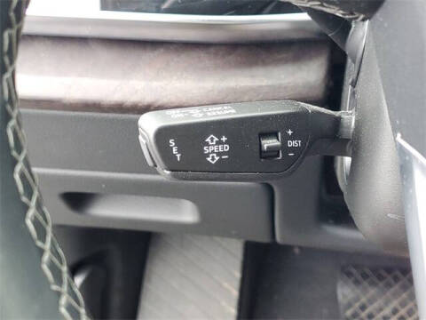 2023 Audi Q8 quattro Premium Plus 55 TFSI