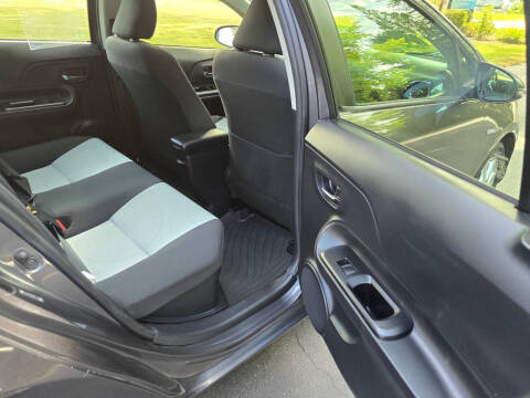 2016 Toyota Prius c One