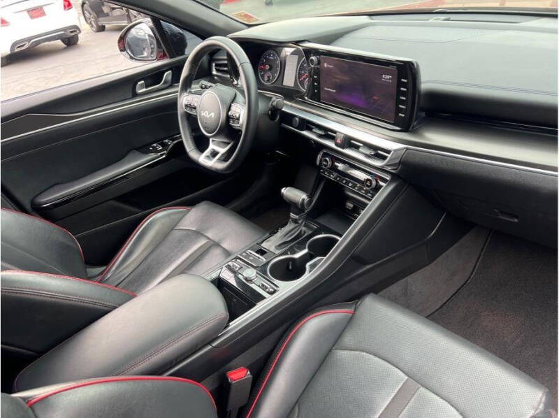 2022 Kia K5 GT
