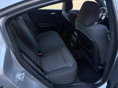 2017 Dodge Charger SXT