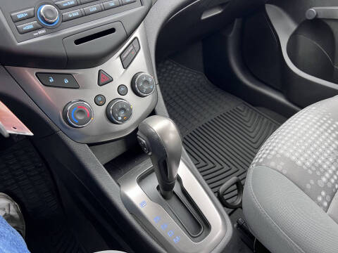 2015 Chevrolet Sonic LS Auto