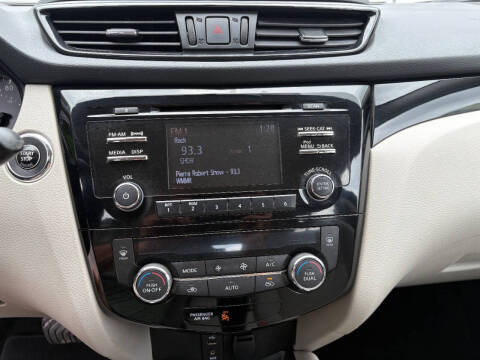 2018 Nissan Rogue Sport SV