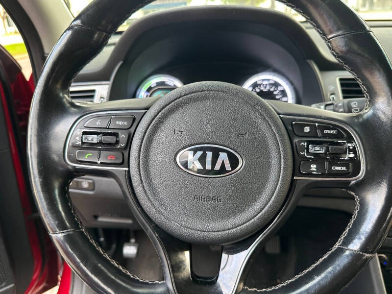 2017 Kia Niro Touring