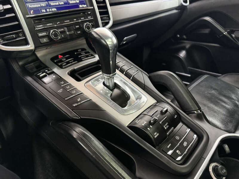 2016 Porsche Cayenne GTS