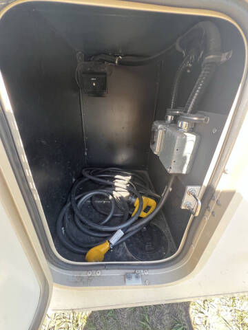 2017 Winnebago Vista 29VE