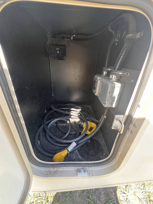 2017 Winnebago Vista 29VE