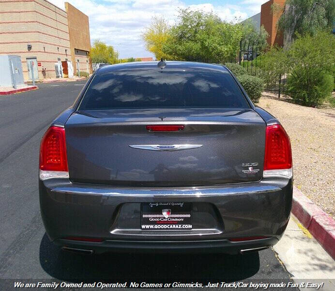 2019 Chrysler 300 Limited
