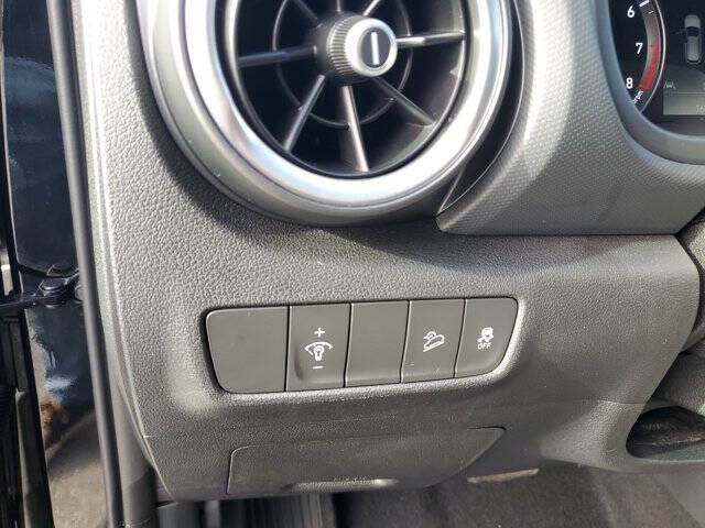 2023 Hyundai Kona SE