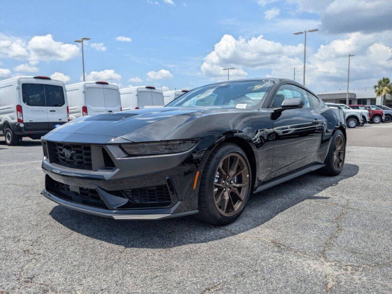 2025 Ford Mustang Dark Horse