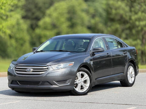 2016 Ford Taurus SE
