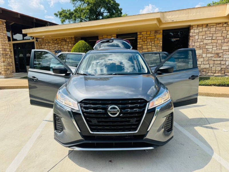 2021 Nissan Kicks S