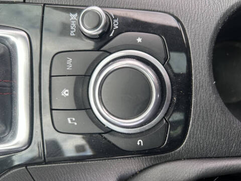 2015 Mazda MAZDA3 i Grand Touring