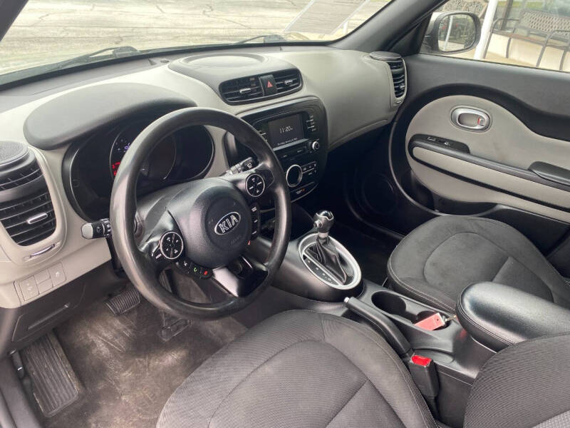 2017 Kia Soul +