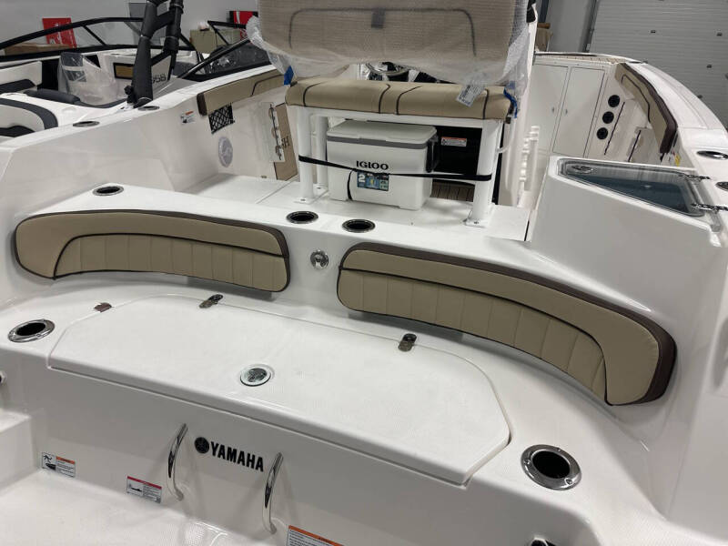 2025 Yamaha 222 Sport Fish