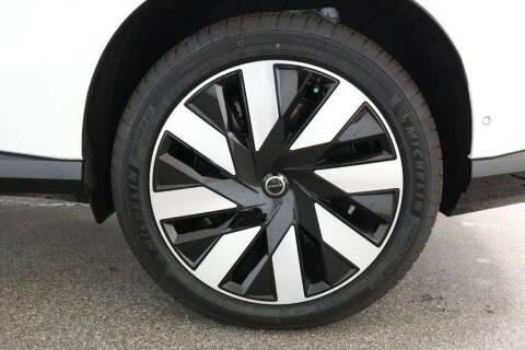 2025 Volvo EX90 Twin Plus 7P