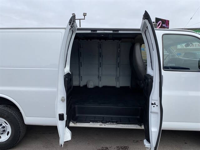 2018 GMC Savana 2500