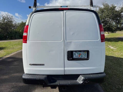 2021 Chevrolet Express 2500