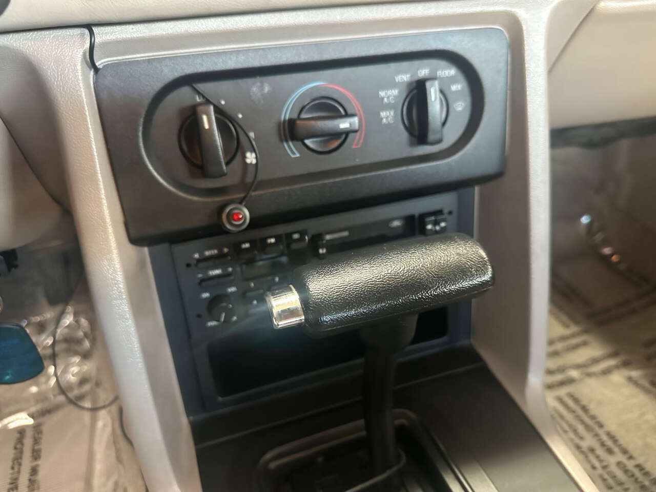 1990 Ford Mustang 43