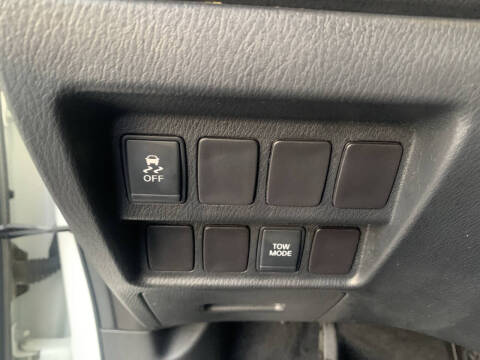 2014 Nissan Pathfinder SV