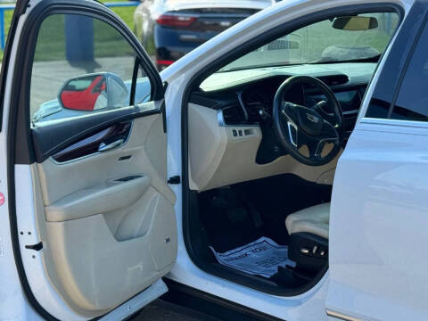 2018 Cadillac XT5 Luxury