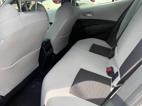 2023 Toyota Corolla Hatchback SE
