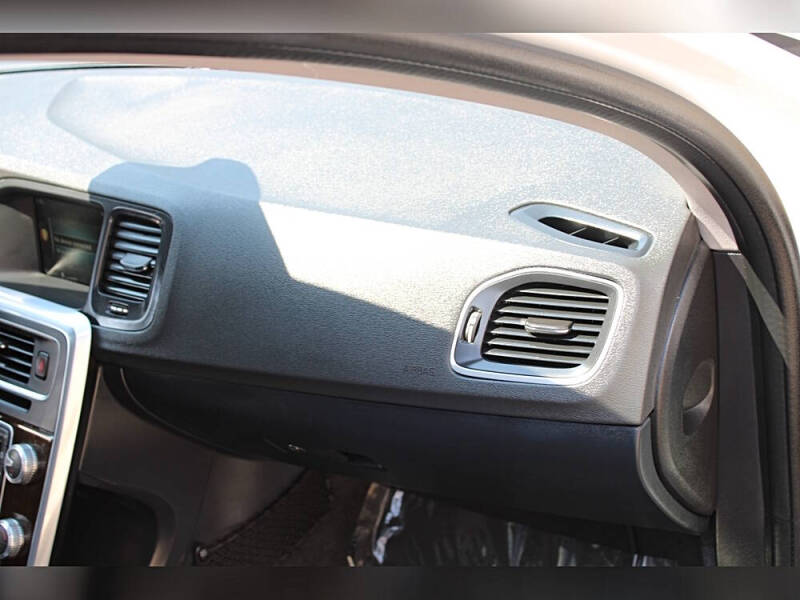 2017 Volvo V60 T5 Premier