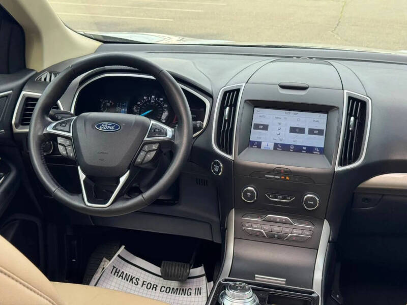 2019 Ford Edge SEL