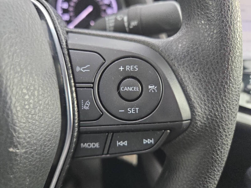 2020 Toyota Camry LE