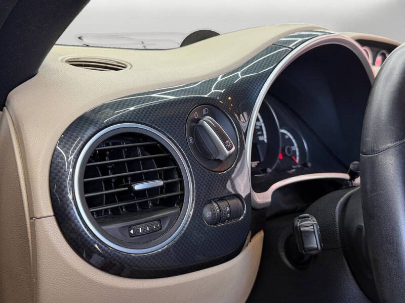2013 Volkswagen Beetle Convertible
