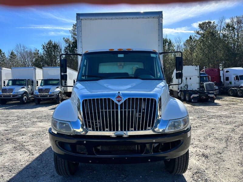 2018 International DuraStar 4300
